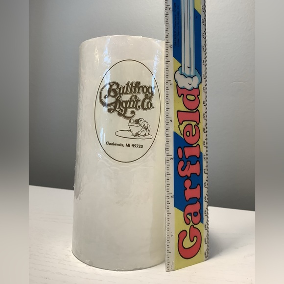 Vintage Bullfrog Light Co. Glow Candle - Picture 6 of 10